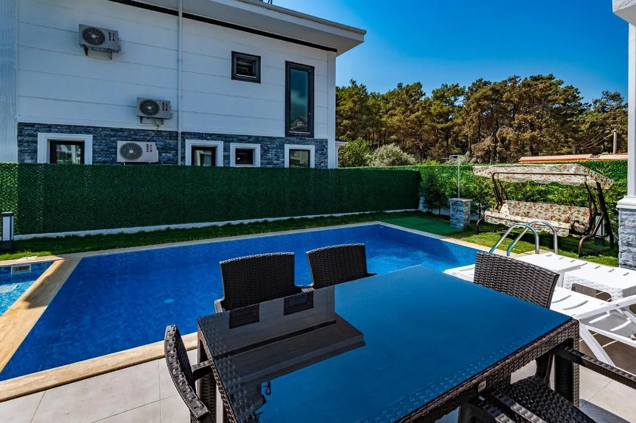 Salkim- 4 Bedroom Holiday Villa In Oludeniz Fethiye 0*,
