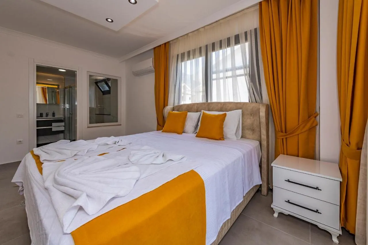 Salkim- 4 Bedroom Holiday Villa In Oludeniz Fethiye Turkey