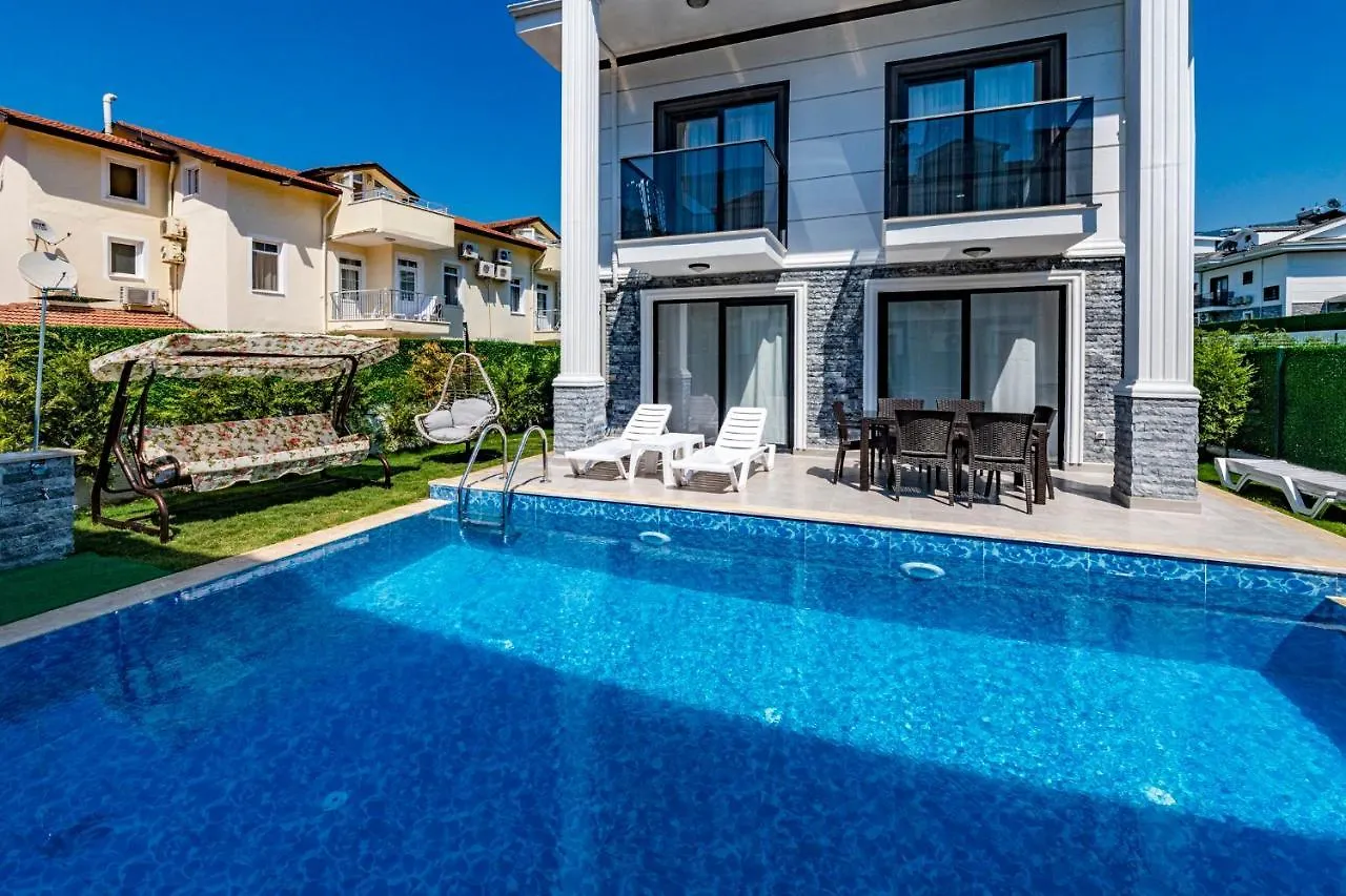 Salkim- 4 Bedroom Holiday Villa In Oludeniz Fethiye Turkey