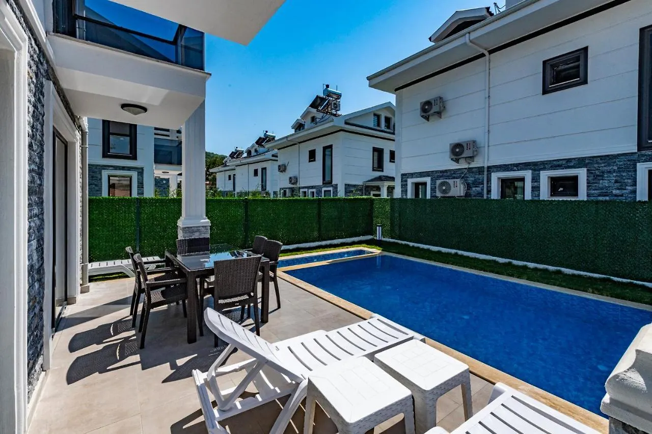 Salkim- 4 Bedroom Holiday Villa In Oludeniz Fethiye Turkey