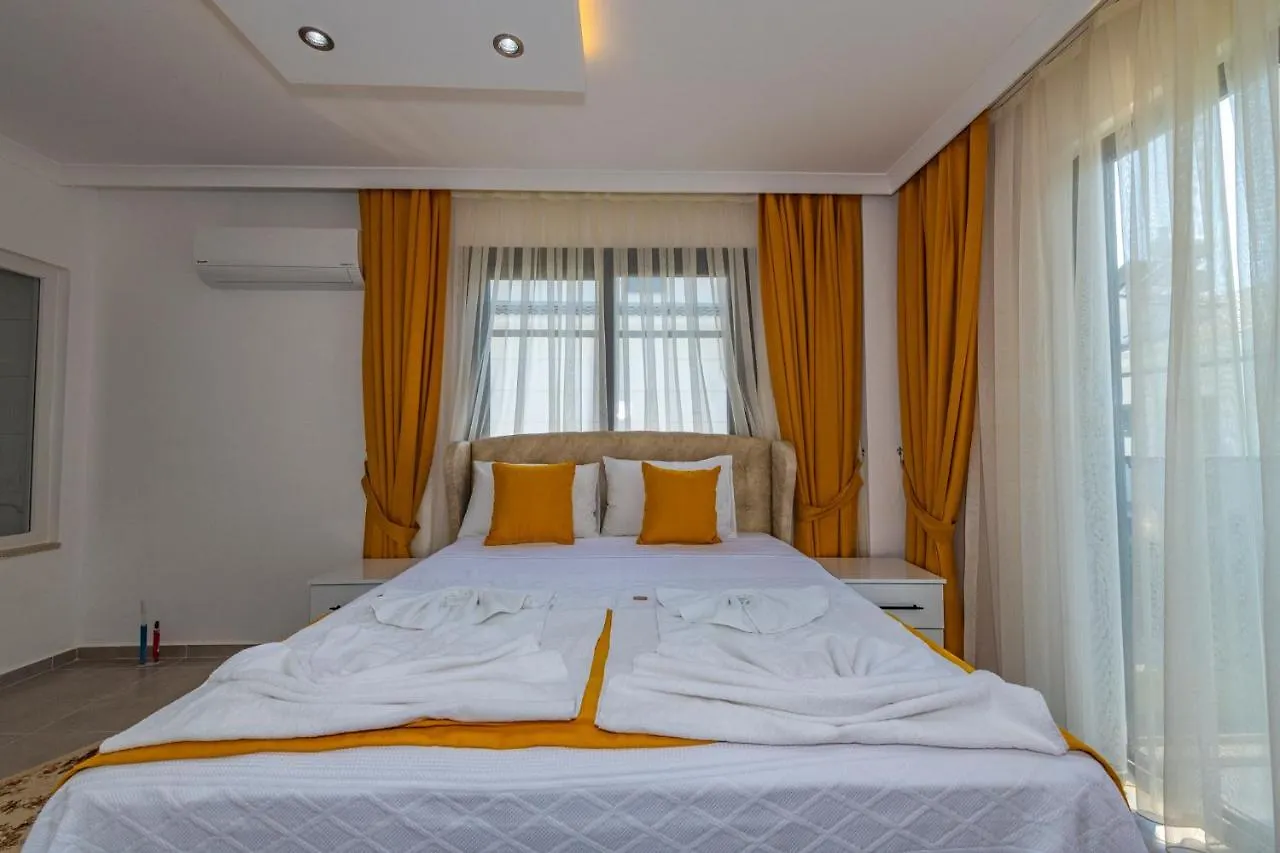 Salkim- 4 Bedroom Holiday Villa In Oludeniz Fethiye