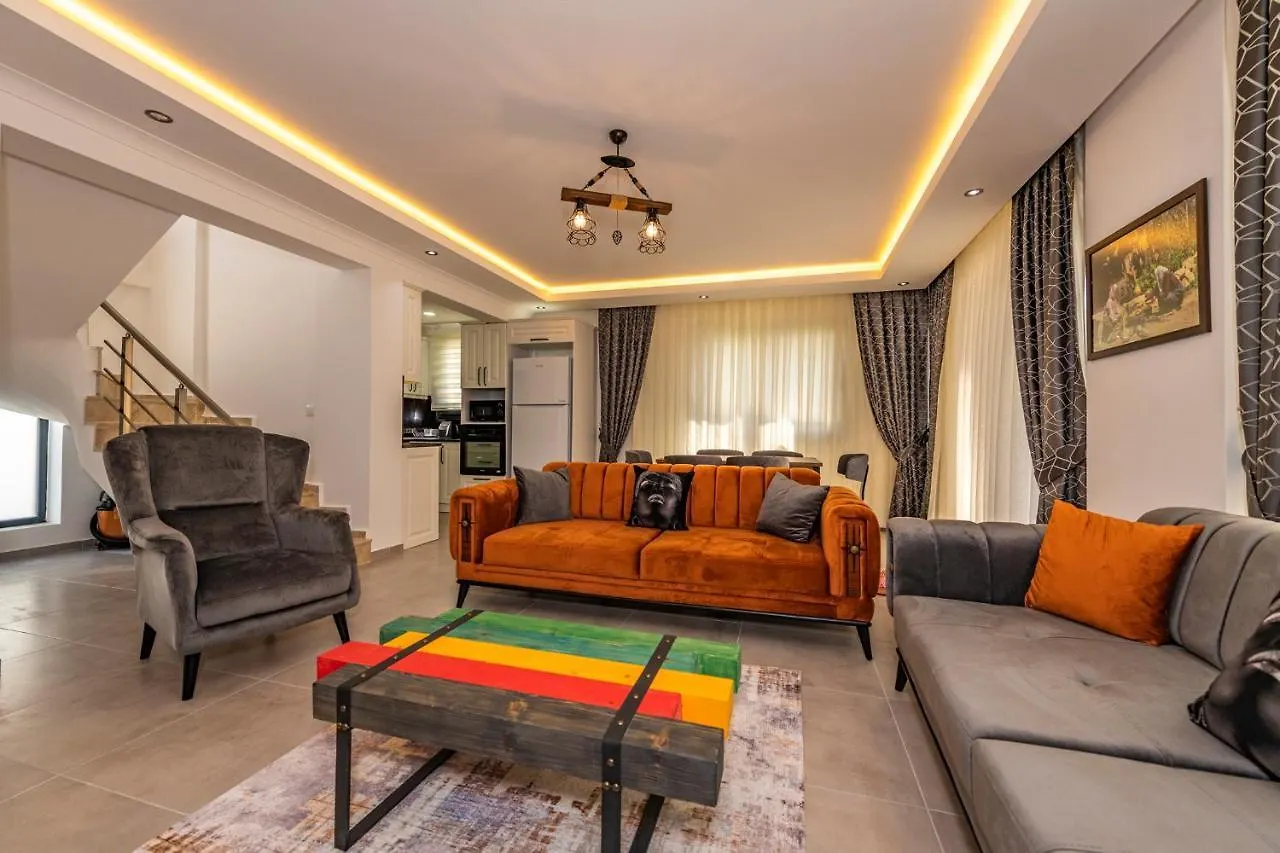 Salkim- 4 Bedroom Holiday Villa In Oludeniz Fethiye